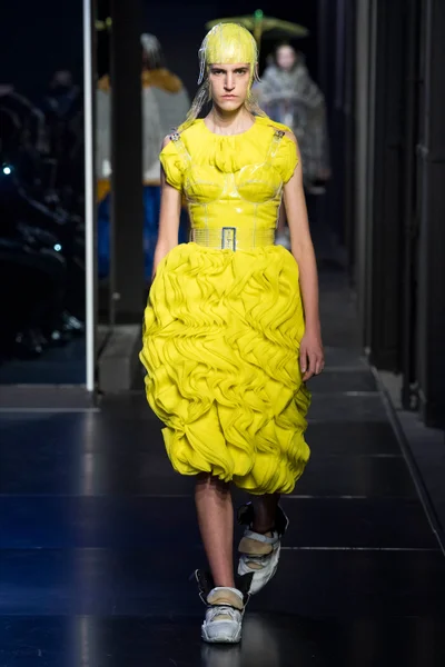 Look 23